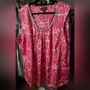DANA BUCHANAN  Fuchsia and Cream Sleeveless Printed Tank